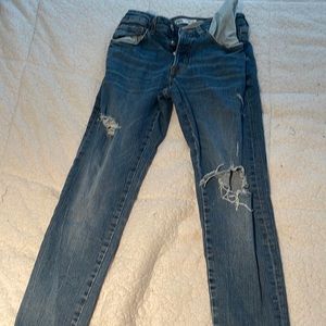 Mens size 31 ripped jeans from Zara straight fit